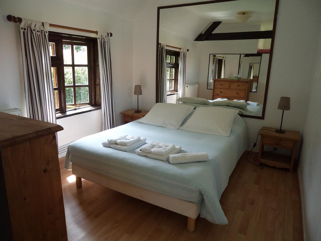 Auberge Du Moulin D'Audenfort Audrehem 객실 사진